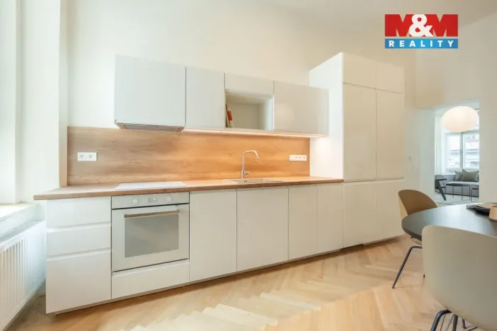 Prodej bytu 3+1, Praha - Vinohrady, Balbínova, 96 m2