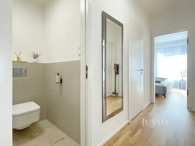 Pronájem bytu 2+kk, Praha, Armády, 53 m2