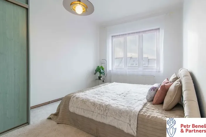 Pronájem bytu 3+1, Rakovník, Husovo náměstí, 95 m2