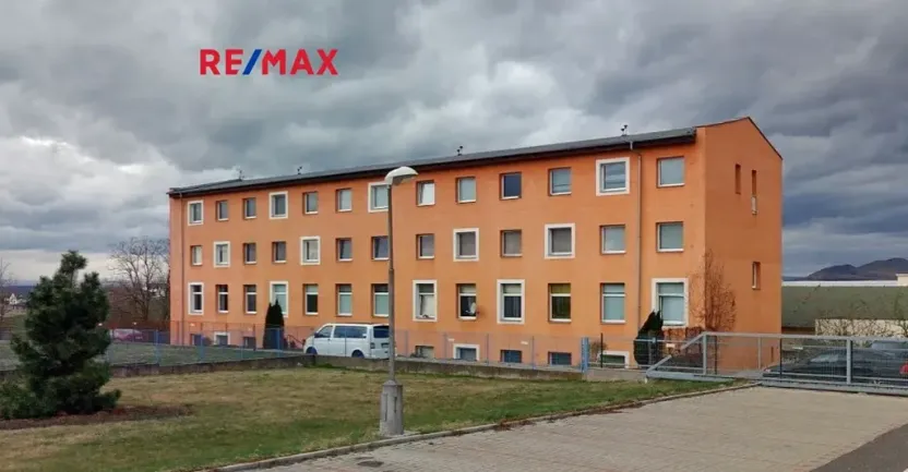 Prodej bytu 1+kk, Louny, U Zastávky, 34 m2
