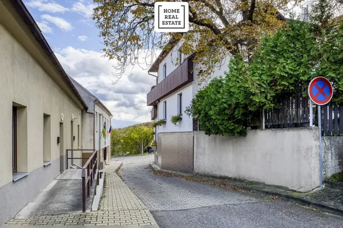 Prodej ubytování, Praha - Lysolaje, Kovárenská, 420 m2