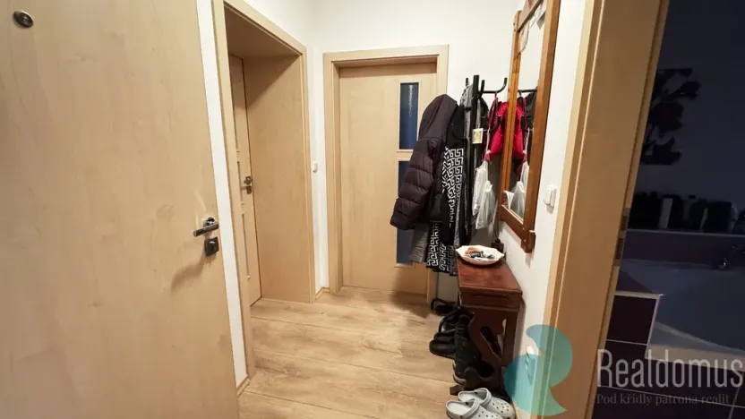 Pronájem bytu 2+kk, Včelná, 79 m2