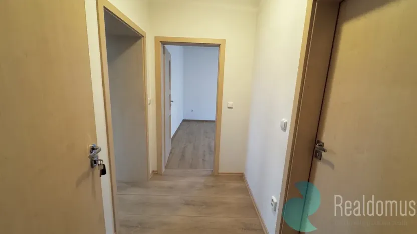 Pronájem bytu 2+1, Včelná, 79 m2