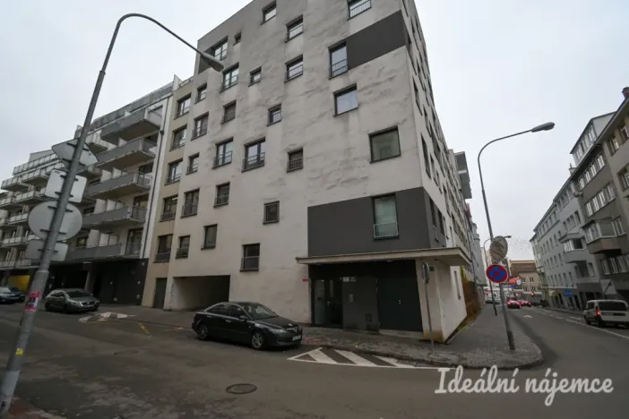 Pronájem bytu 2+kk, Brno - Zábrdovice, Přadlácká, 49 m2