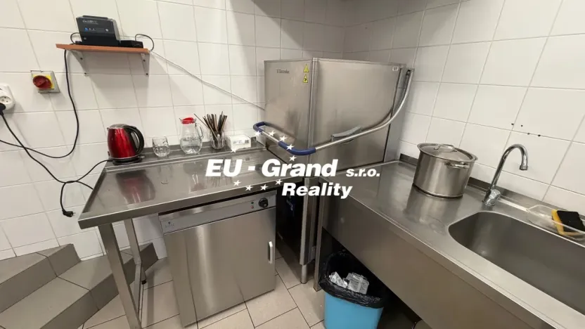 Prodej restaurace, Dolní Poustevna, 600 m2