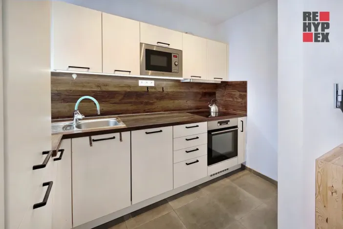 Prodej bytu 2+1, Praha - Letňany, Vratimovská, 47 m2