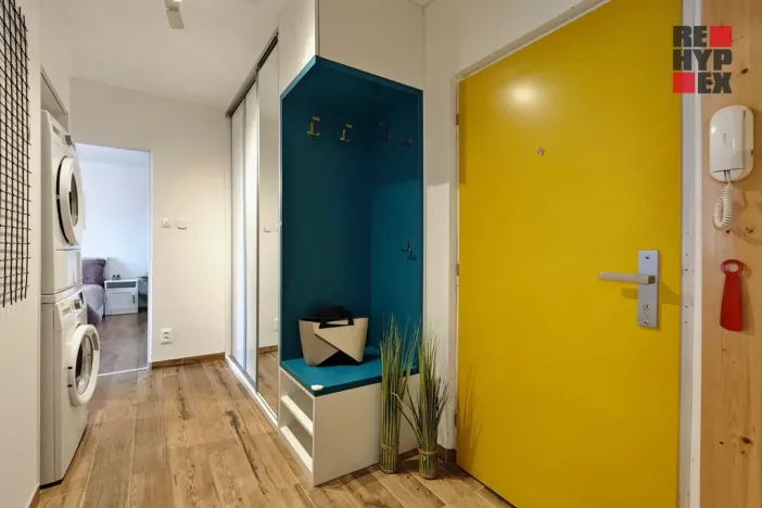 Prodej bytu 2+1, Praha - Letňany, Vratimovská, 47 m2