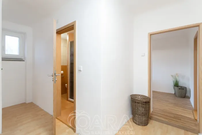 Pronájem bytu 2+1, Týnec nad Sázavou - Chrást nad Sázavou, 59 m2