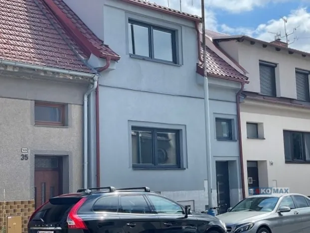 Pronájem bytu 2+kk, Břeclav, Šilingrova, 70 m2