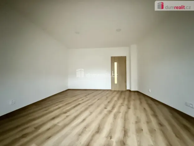 Pronájem bytu 4+1, Ústí nad Labem - Všebořice, Zahradní, 128 m2