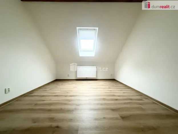 Pronájem bytu 4+1, Ústí nad Labem - Všebořice, Zahradní, 128 m2