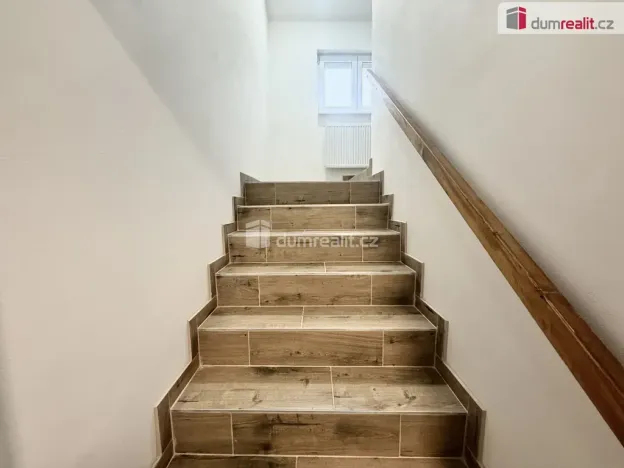 Pronájem bytu 4+1, Ústí nad Labem - Všebořice, Zahradní, 128 m2