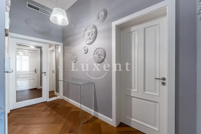 Prodej bytu 3+kk, Karlovy Vary, Vřídelní, 91 m2