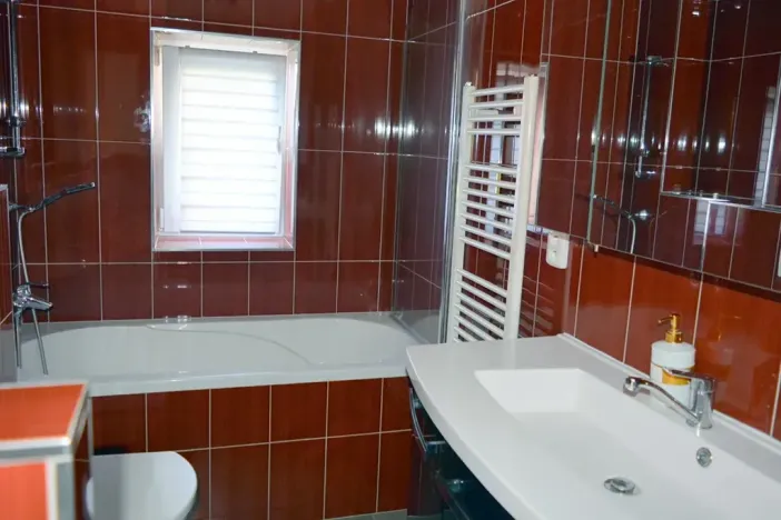 Pronájem bytu 2+1, Fryšták, Komenského, 86 m2