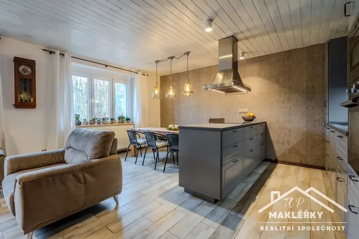 Prodej rodinného domu, Chotutice, Průběžná, 122 m2