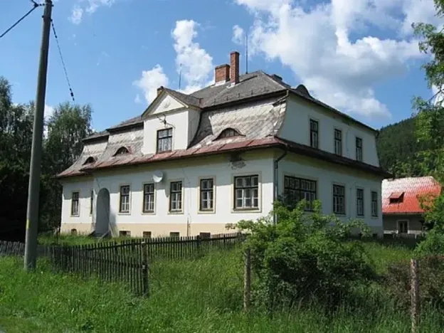 Prodej rodinného domu, Karlovice, 331 m2