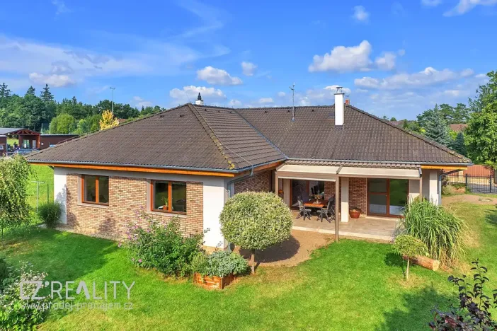 Prodej rodinného domu, Babice, Sportovní, 160 m2