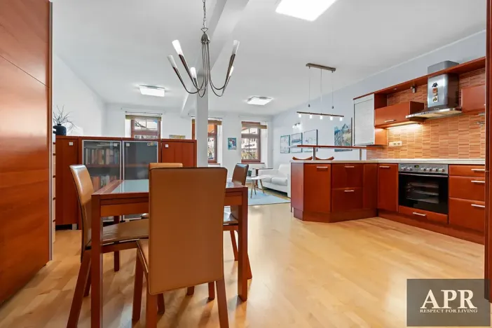 Prodej obchodního prostoru, Uherský Brod, Masarykovo nám., 275 m2