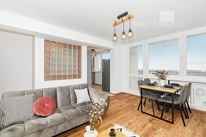 Prodej bytu 3+1, Poděbrady, Dr. Horákové, 86 m2