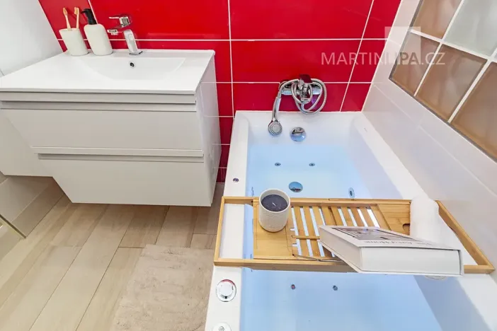 Prodej bytu 3+1, Poděbrady, Dr. Horákové, 86 m2