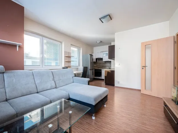 Prodej bytu 2+kk, Pardubice - Trnová, Jozefa Gabčíka, 49 m2