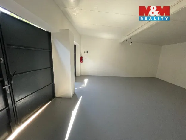 Pronájem skladu, Kopřivnice, Štefánikova, 44 m2