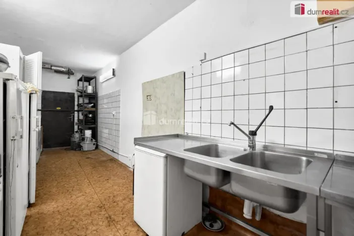 Prodej rodinného domu, Karlovy Vary - Stará Role, Dlouhá, 397 m2