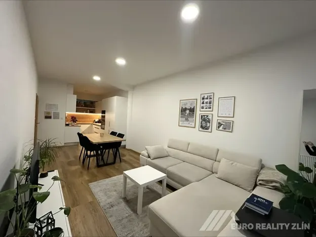 Pronájem bytu 2+kk, Zlín, Ševcovská, 65 m2