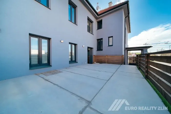 Pronájem restaurace, Otrokovice, Dr. E. Beneše, 237 m2