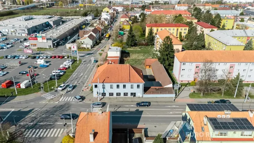 Pronájem restaurace, Otrokovice, Dr. E. Beneše, 237 m2