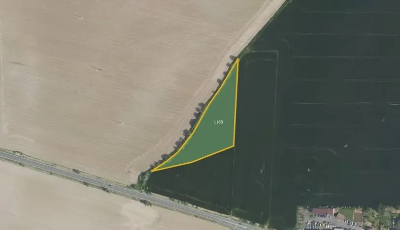 Prodej pole, Suchdol, 6976 m2