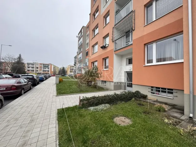 Pronájem bytu 2+kk, Praha, U pramene, 46 m2