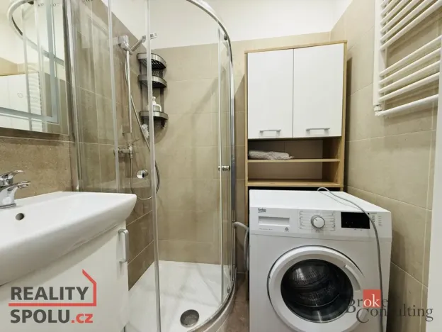 Pronájem bytu 3+1, Zlín, Santražiny, 74 m2