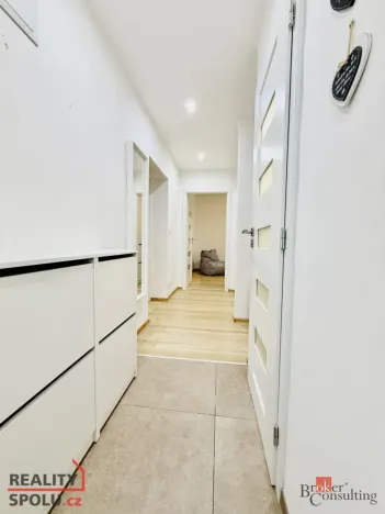 Pronájem bytu 3+1, Zlín, Santražiny, 74 m2