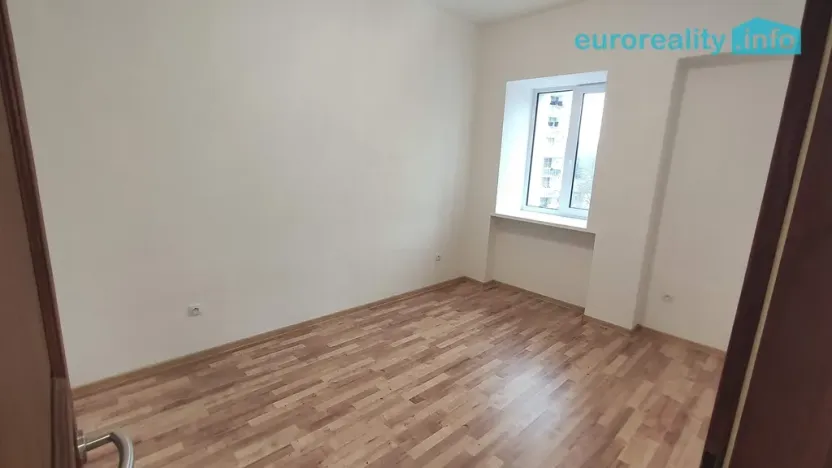 Pronájem bytu 3+kk, Luby, Revoluční, 56 m2