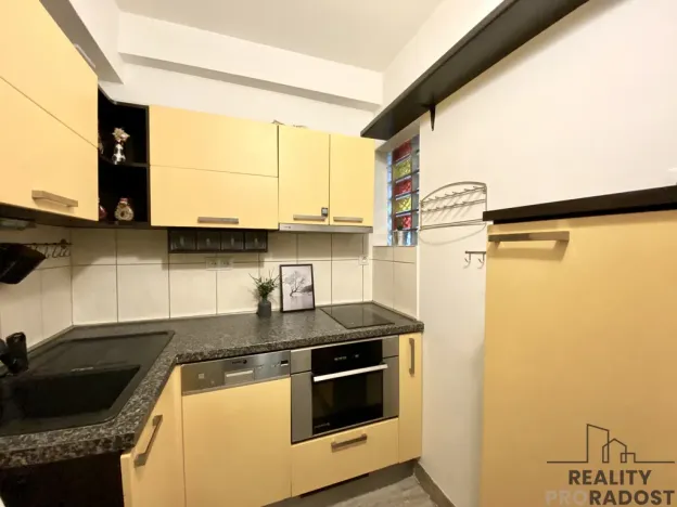 Pronájem bytu 2+kk, Příkazy, 43 m2
