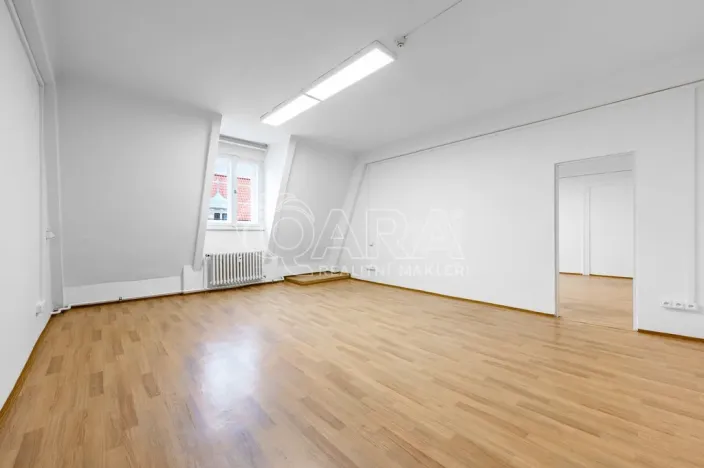 Pronájem kanceláře, Praha, Vodičkova, 58 m2