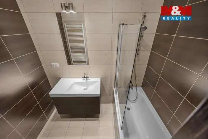 Prodej bytu 3+1, Praha - Klánovice, Medinská, 81 m2