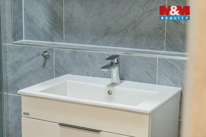 Prodej bytu 3+1, Praha - Hlubočepy, Gabinova, 69 m2