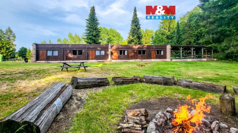 Prodej ubytování, Staré Křečany - Valdek, 1670 m2