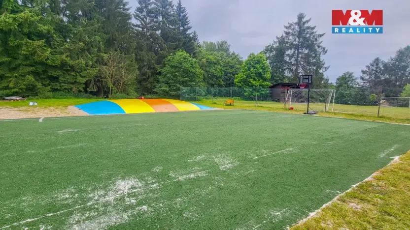 Prodej ubytování, Staré Křečany - Valdek, 1670 m2