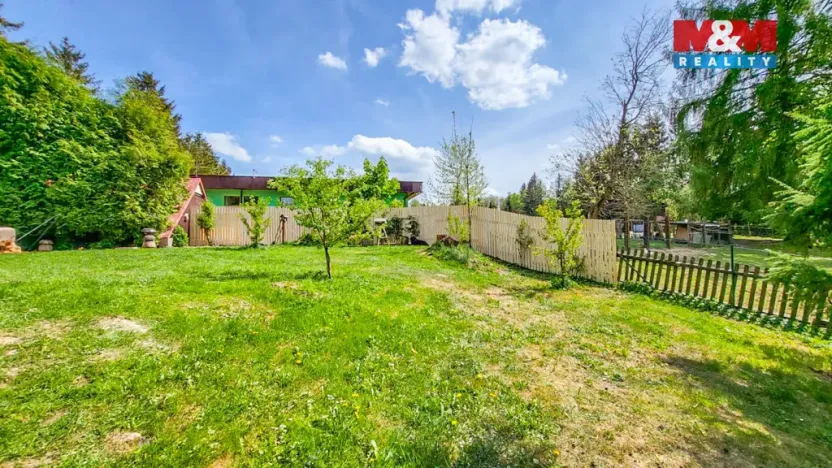 Prodej ubytování, Staré Křečany - Valdek, 1670 m2