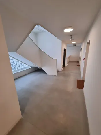 Prodej - jiné, Praha - Smíchov, Holečkova, 4 m2