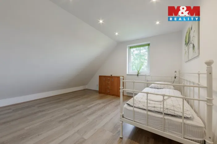 Prodej rodinného domu, Jindřichovice, 280 m2