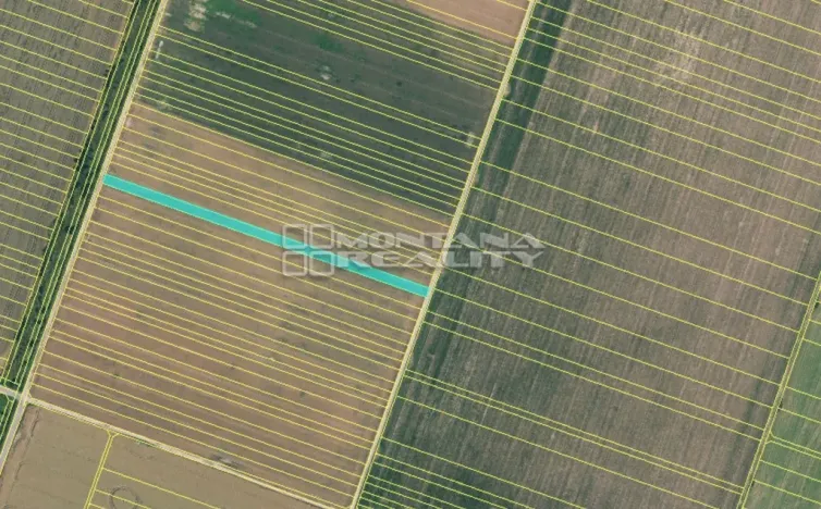 Prodej pole, Troubky, 33891 m2