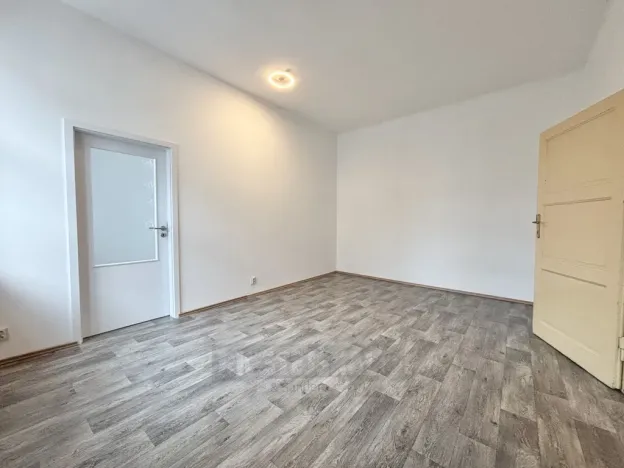 Pronájem bytu 2+1, České Budějovice - České Budějovice 3, J. Š. Baara, 55 m2