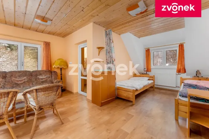 Prodej chalupy, Velké Karlovice, 250 m2