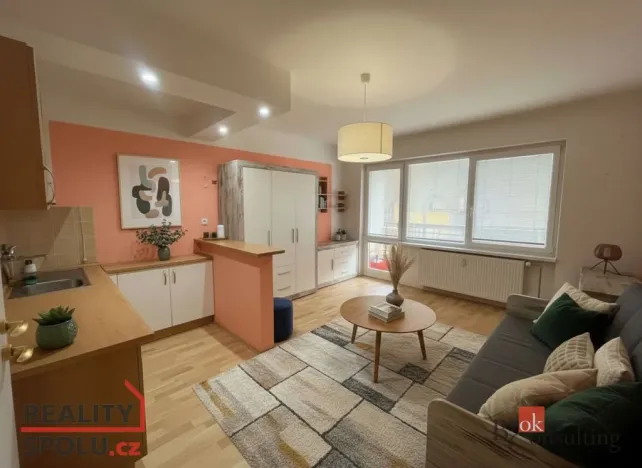 Prodej bytu 1+kk, Cvikov - Cvikov II, Martinovo údolí, 27 m2