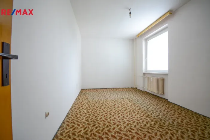 Prodej bytu 3+1, Pardubice - Ohrazenice, Marie Majerové, 74 m2