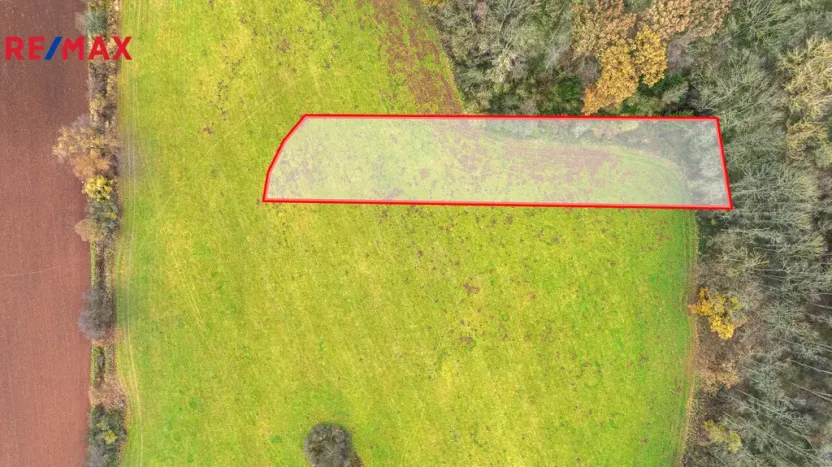 Prodej podílu 4/9 pole, Jičín, 14408 m2